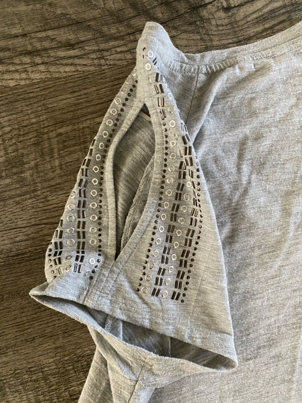 Candie's Peek-a-Boo Sparkle Tee XL